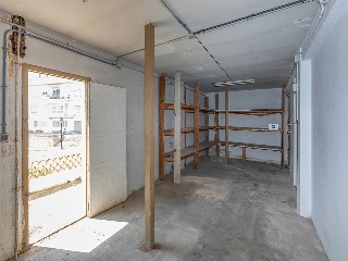 03823-0001 22