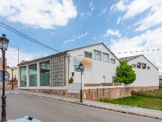 03823-0001 33