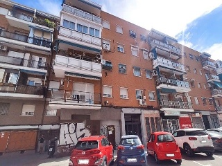 Local en C/ Conde de Vistahermosa, Madrid  21