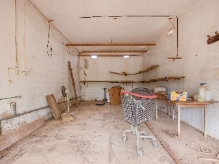 01981-0001 28