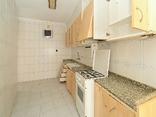 Canovas Del Castillo 42