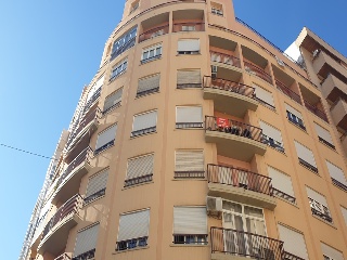 Canovas Del Castillo 58