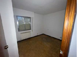 Piso en C/ Alhambra, Madrid 4