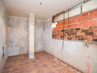 Chalet independiente en construcción detenida en Santa Susanna - Barcelona - 3