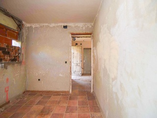 Chalet independiente en construcción detenida en Santa Susanna - Barcelona - 7