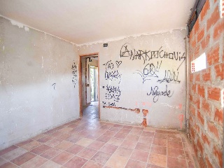 Chalet independiente en construcción detenida en Santa Susanna - Barcelona - 11
