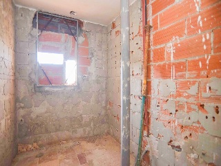 Chalet independiente en construcción detenida en Santa Susanna - Barcelona - 14