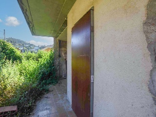 Chalet independiente en construcción detenida en Santa Susanna - Barcelona - 26