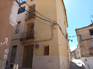 D'Amunt 19
