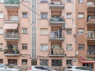 Ivars D'Urgell 18