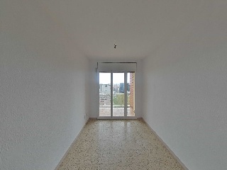 Piso en Av Lluís Companys  2