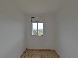 Piso en Av Lluís Companys  14