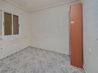 Piso en Pz/ de La Cruz, Alicante  8