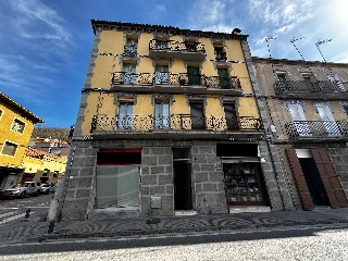 Pisos banco Sant Joan de les Abadesses