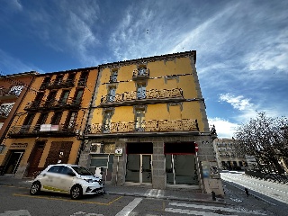Piso en Pz. Anselm Clave, Sant Joan de les Abadesses (Girona) 2
