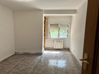 Piso en C/ Vía Favencia 8