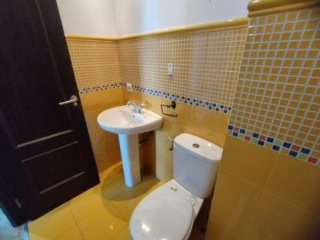 Piso con plazas de garaje en  C/ Real, San Roque (Cádiz) 10