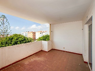 Piso con plaza de garaje en C/ Agaete 13