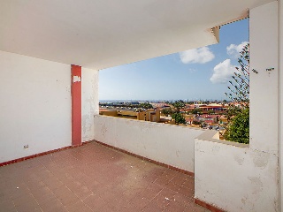 Piso con plaza de garaje en C/ Agaete 14