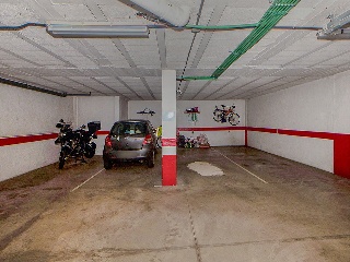 Piso con plaza de garaje en C/ Agaete 16