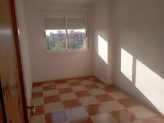 Piso con garaje en C/ Lope de Vega 4