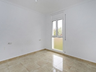 Piso en C/ Torrelles de Foix 8