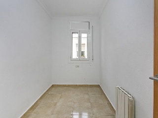 Piso en C/ Torrelles de Foix 12