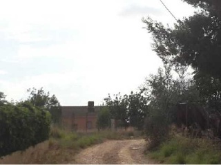 Suelos urbanizables y no urbanizables en Pol 3, Montroy (Valencia)  9