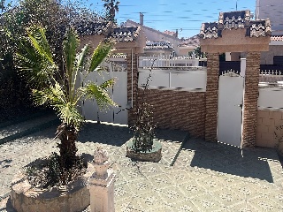 Chalet aislado en Ciudad Quesada 26
