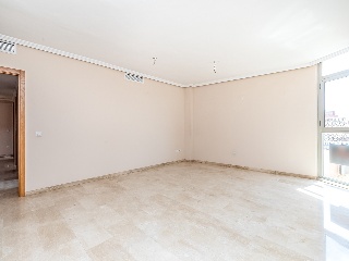 Piso con anejos en C/ San Miguel 7
