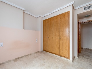 Piso con anejos en C/ San Miguel 13