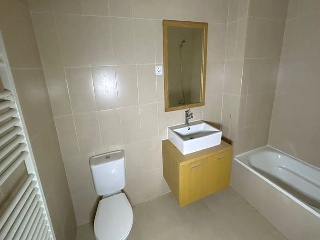 Piso en Hacienda Riquelme 25