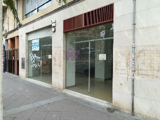 Local en Av Libertad 6