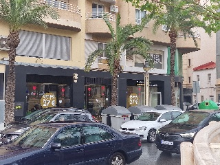 Local en Av Libertad 20
