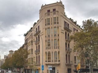 Local en Av Compte Sallent 4