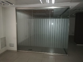 Local en C/ Los Yebenes, Madrid 3