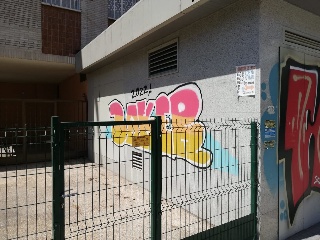 Local en C/ Los Yebenes, Madrid 16