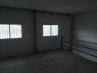 Nave Industrial en C/ Ingeniero Juan de la Cierva, Córdoba 4