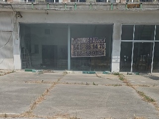 Local en venta en Barrios de 500  m²