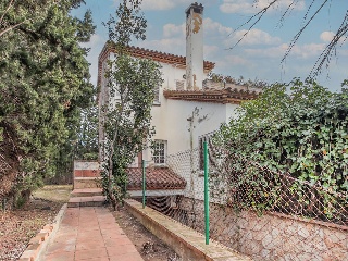 Chalet aislado en C/ Anglada Camarasa 25