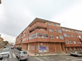 Piso en venta en León de 93  m²