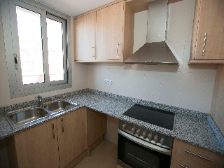 Piso con garaje y trastero en C/ Doctor Ferran - El Pla del Penedès - Barcelona 4