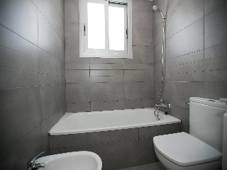 Piso con garaje y trastero en C/ Doctor Ferran - El Pla del Penedès - Barcelona 7