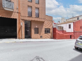 Vivienda y garajes en C/ Pacheco - Mataró - 17