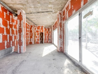 12183-0001 4