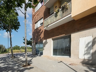 12183-0001 14