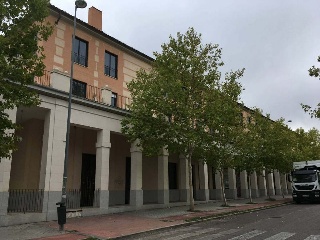 Locales en C/ Patrimonio Mundial - Aranjuez - Madrid 3