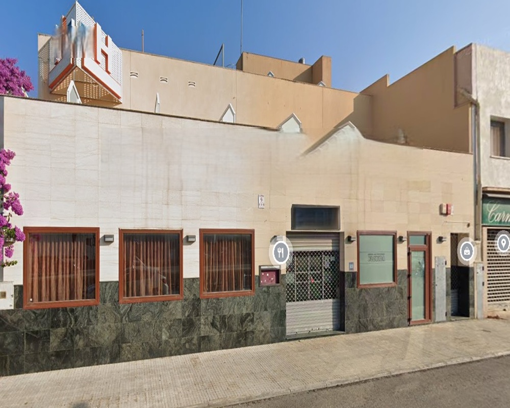 Local en Av Barcelona, Mont-roig del Camp (Tarragona)