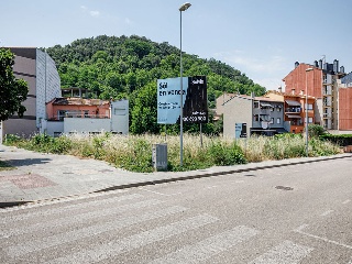 Suelo en C/ Compositor Aubert - Olot - 8