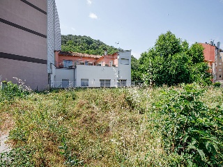 Suelo en C/ Compositor Aubert - Olot - 13